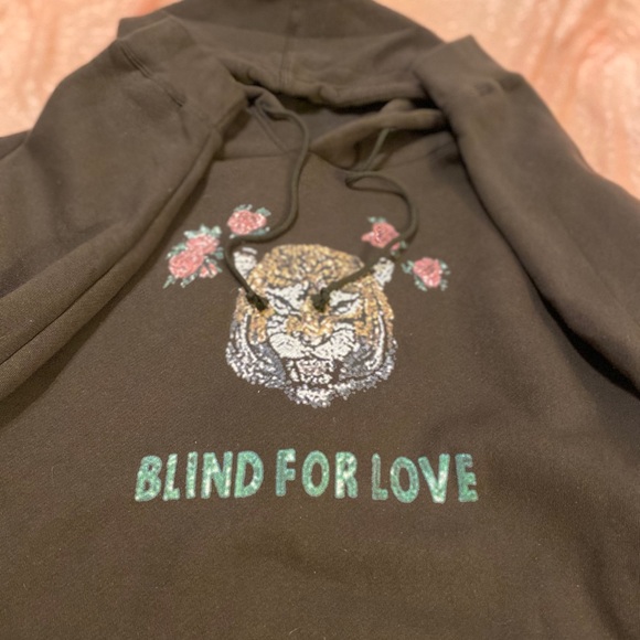 taylor swift reputation rep era gucci style blind for love new NWOT hoodie top - Picture 11 of 16